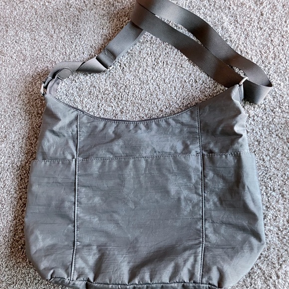NEW WITHOUT TAG BAGGALLINI GRAY CROSSBODY BAG - Picture 4 of 6